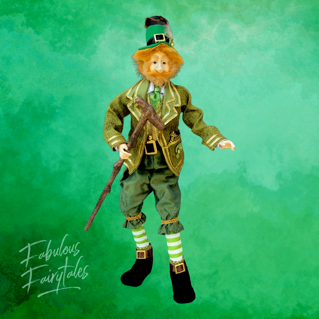Lucky Irish Leprechaun display dolls and figures