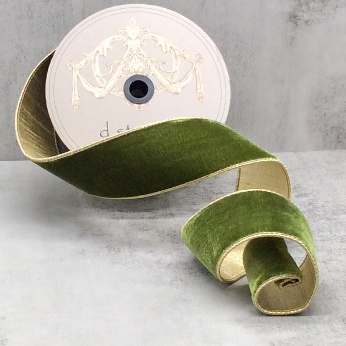 D Stevens Lush Green Velvet Ribbon