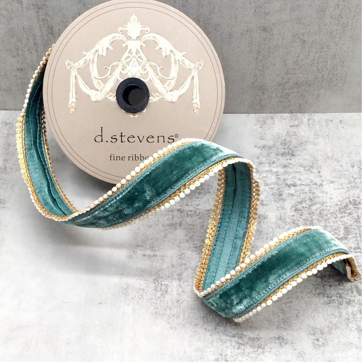 D Stevens Pearl Edge Celadon Velvet Wired Ribbon
